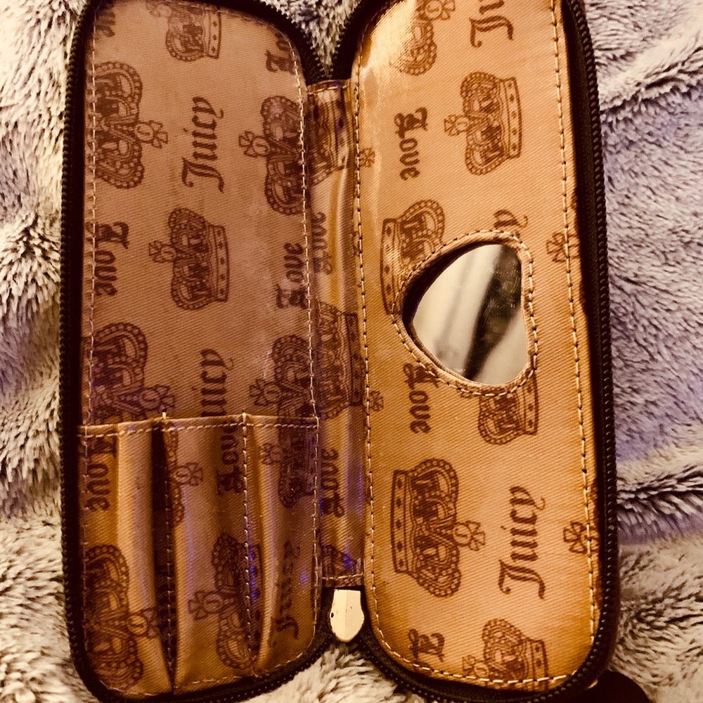 Juicy Couture makeup bag